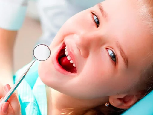 Consigli su come trovare il giusto dentista pediatrico